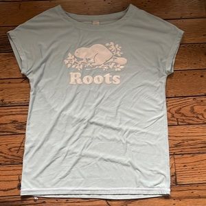 Roots size M Woman’s blue T shirt